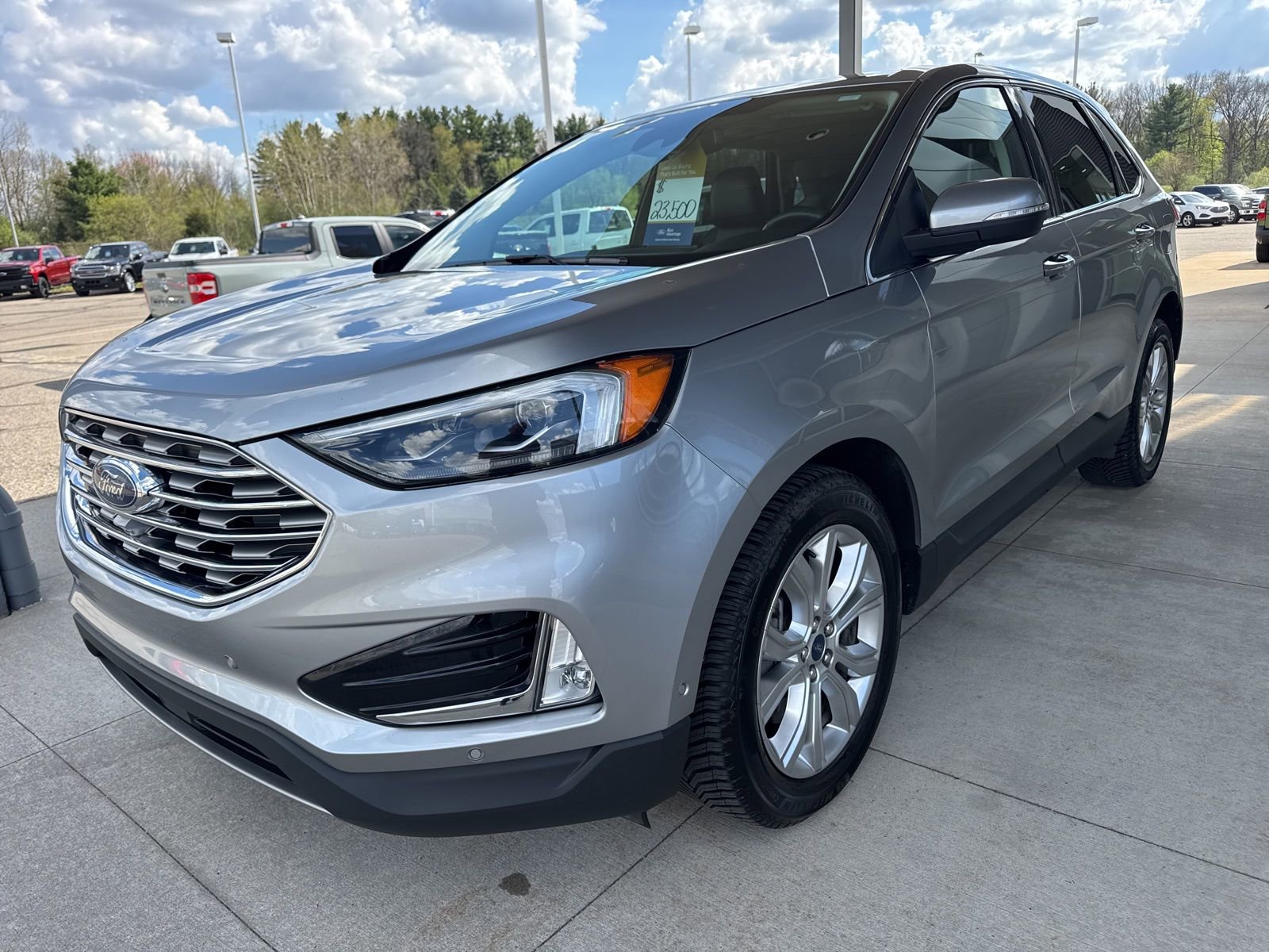 Certified 2021 Ford Edge Titanium w/ Equipment Group 301A AWD/4WD image 3