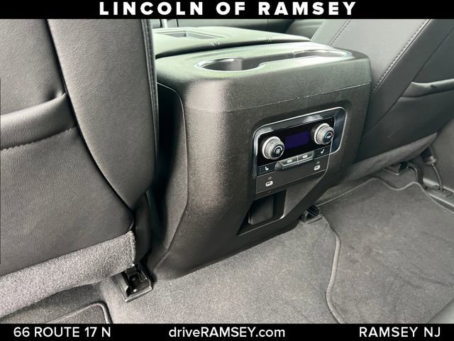 Used 2024 Chevrolet Tahoe LT w/ LT Signature Package AWD/4WD image 18