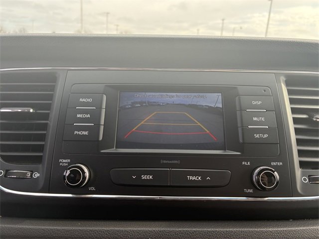 Used 2018 Kia Sedona LX image 31