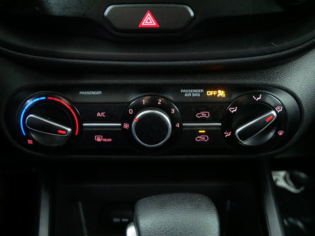 Used 2020 Kia Soul S image 29