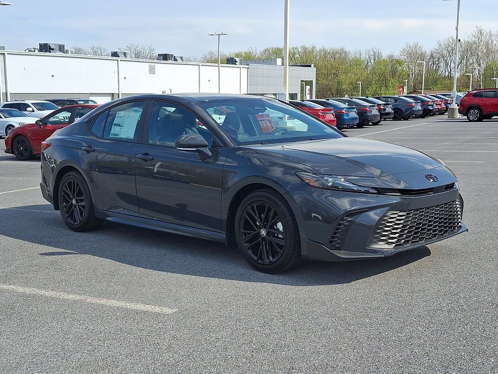 New 2026 Toyota Camry SE FWD image 4