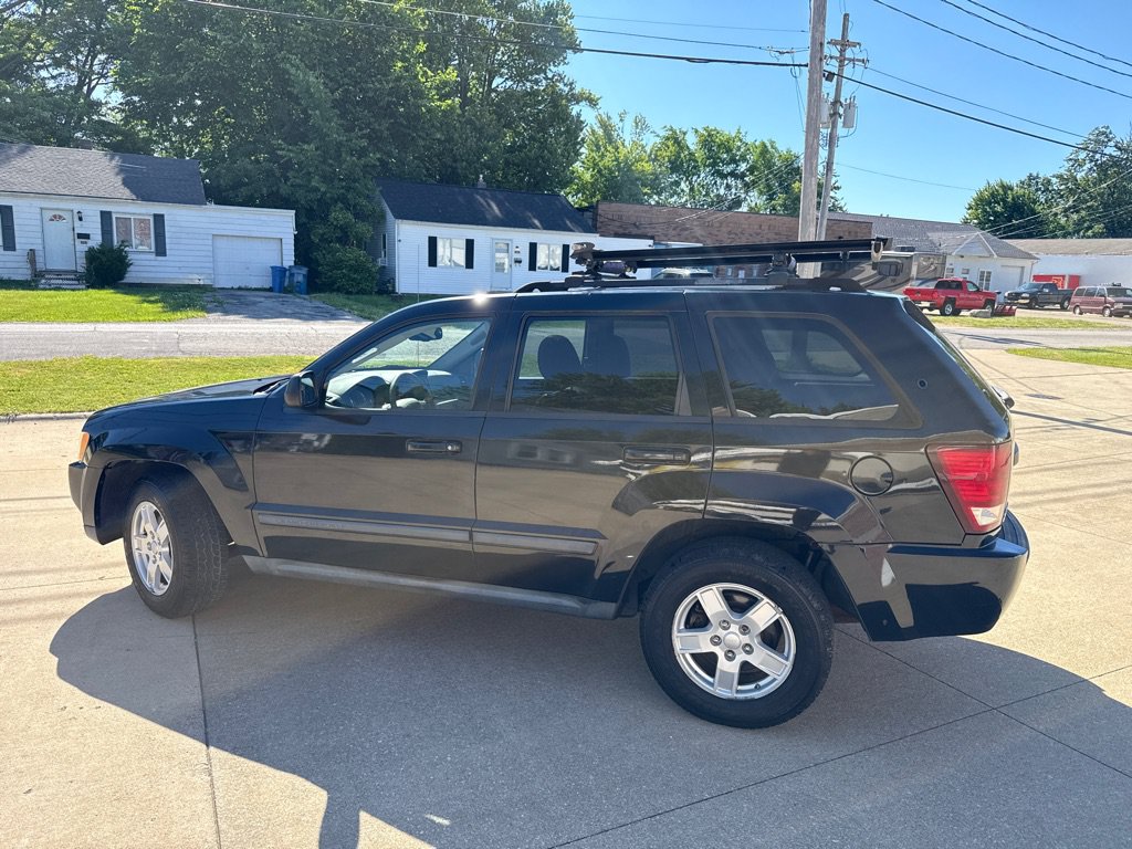Used 2007 Jeep Grand Cherokee Laredo AWD/4WD image 5
