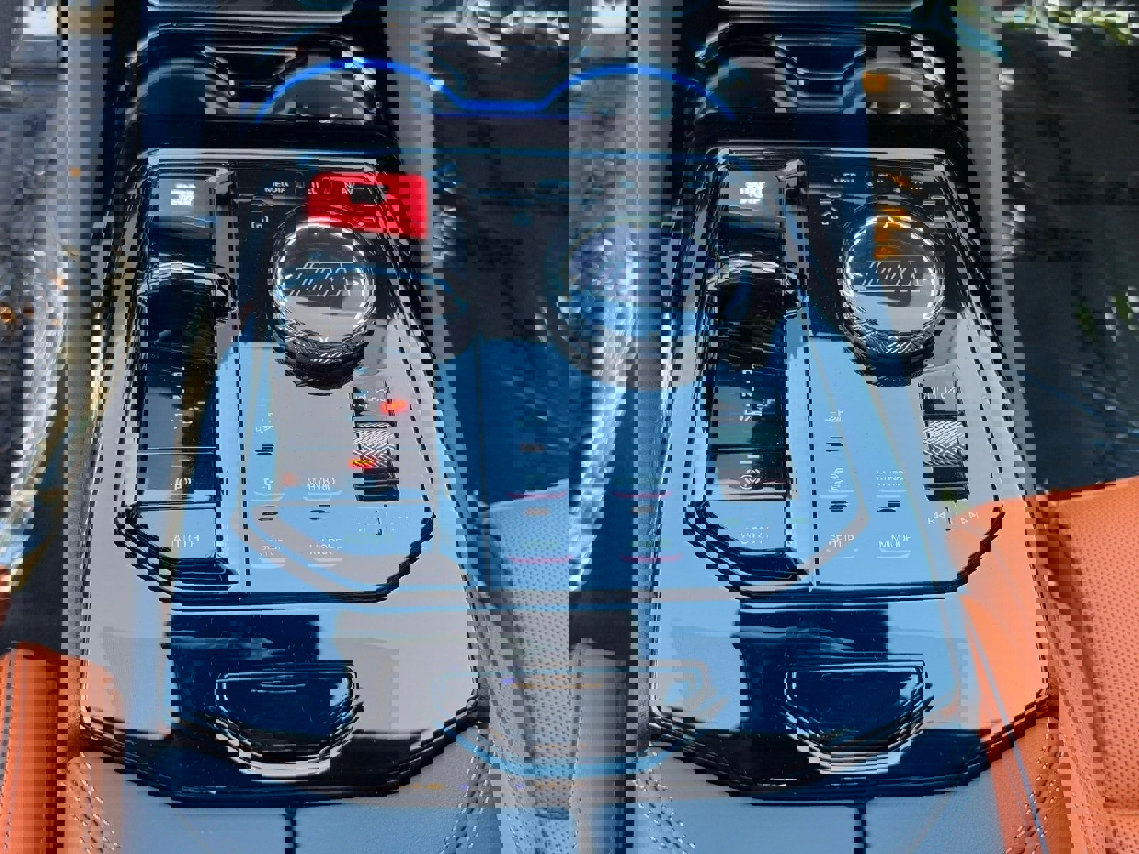 Used 2026 BMW M5 w/ Executive Package image 26