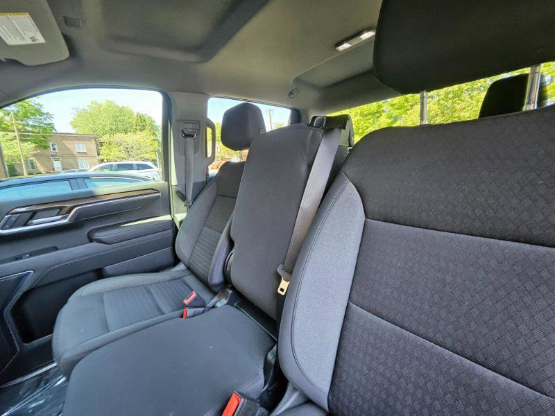 Used 2022 Chevrolet Silverado 1500 RST AWD/4WD image 46