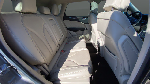 Used 2017 Lincoln MKC Reserve AWD/4WD image 25