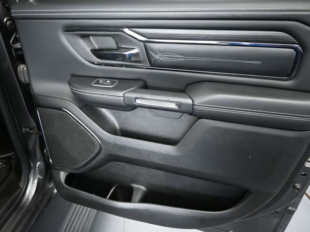 Used 2022 RAM 1500 Limited w/ Body Color Bumper Group AWD/4WD image 39