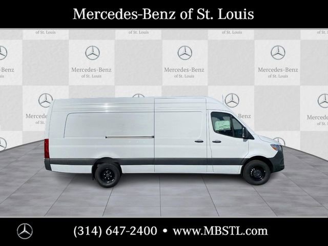 New 2025 Mercedes-Benz Sprinter 3500 image 2