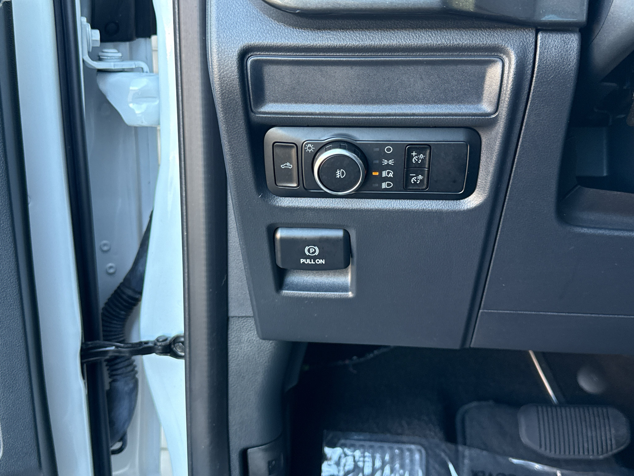 Used 2024 Ford F150 STX AWD/4WD image 22