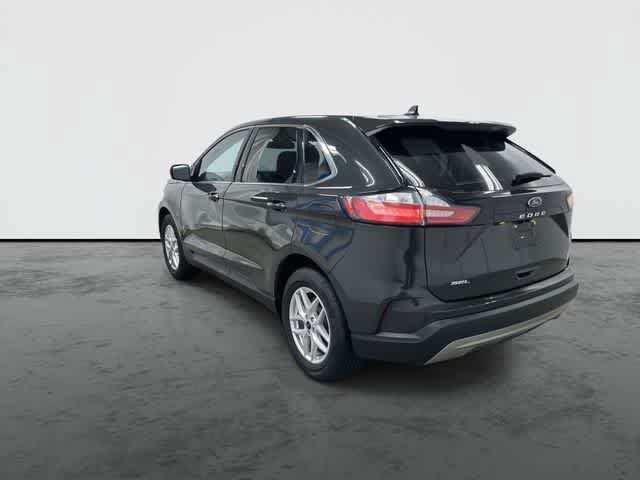 Used 2024 Ford Edge SEL AWD/4WD image 2