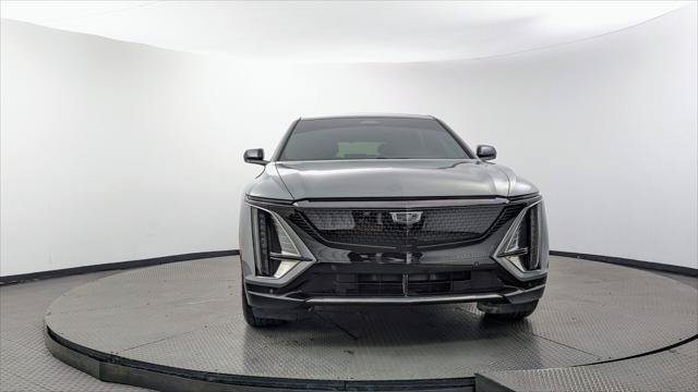 Used 2024 Cadillac Lyriq Tech w/ LPO, Floor Liner Package AWD/4WD image 12