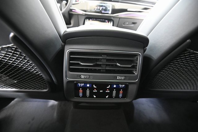 New 2026 Audi Q7 3.0T Prestige image 33