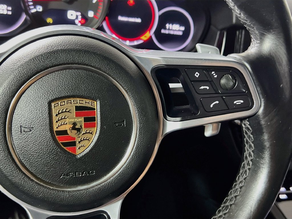 Used 2021 Porsche Cayenne AWD/4WD image 17