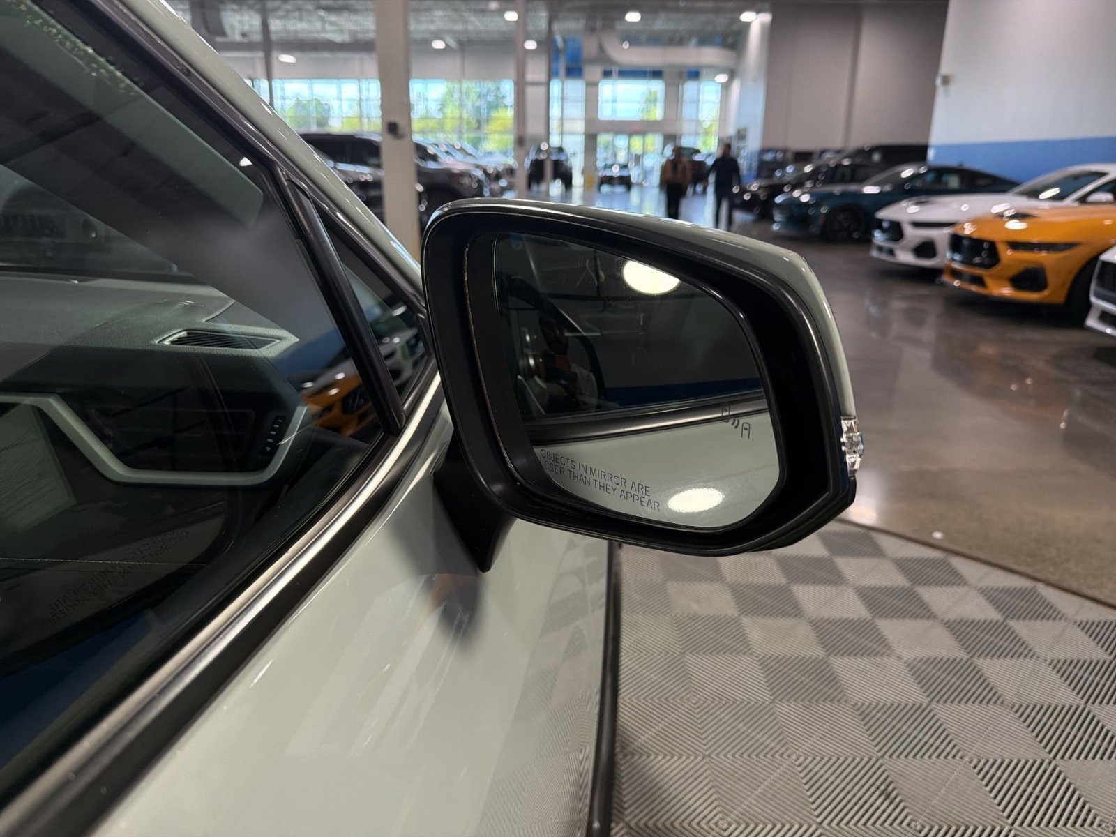 Used 2022 Toyota RAV4 XLE AWD/4WD image 14