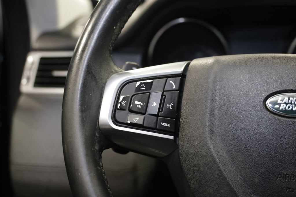 Used 2017 Land Rover Discovery Sport SE AWD/4WD image 24