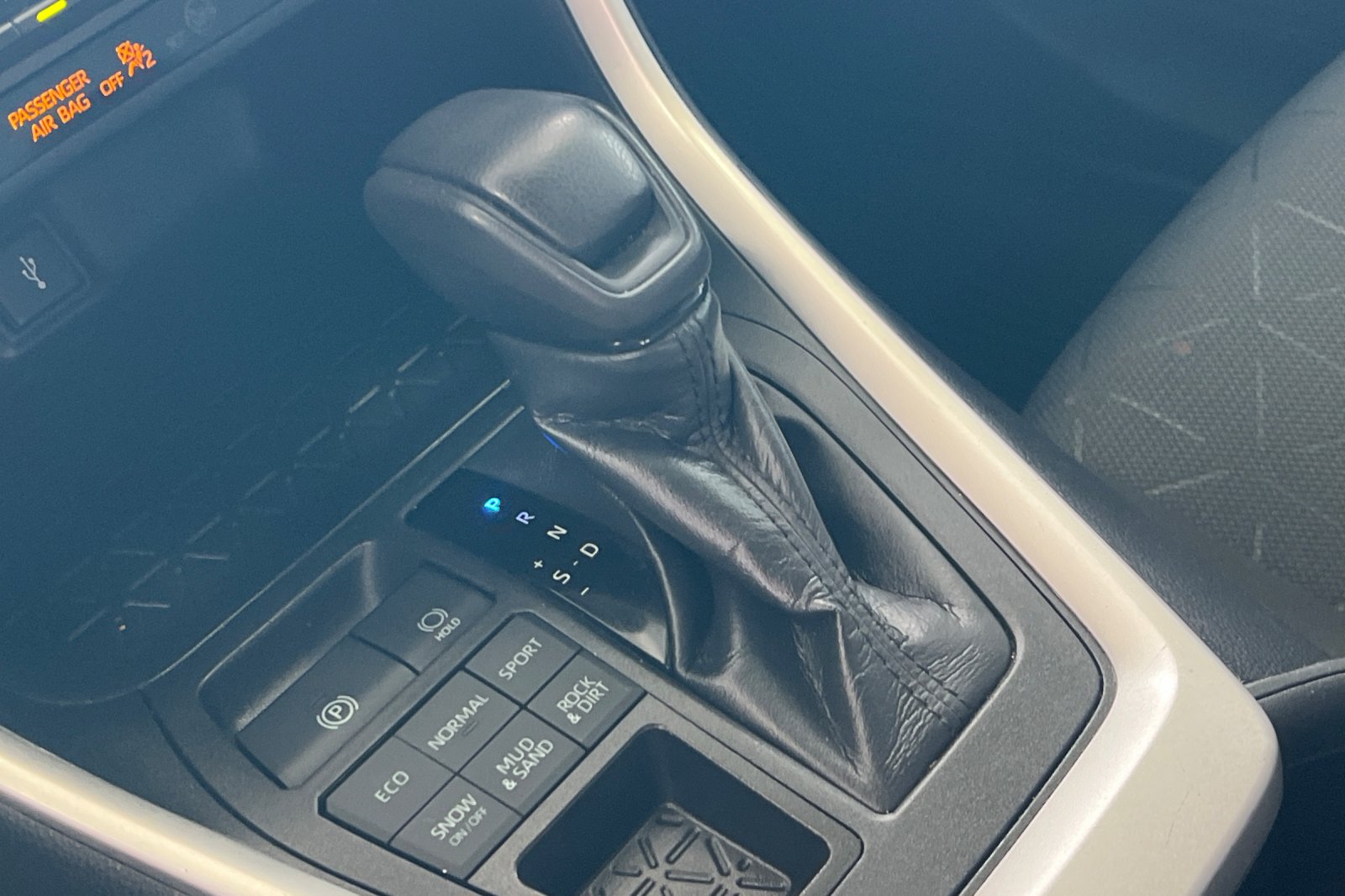 Certified 2022 Toyota RAV4 XLE AWD/4WD image 18
