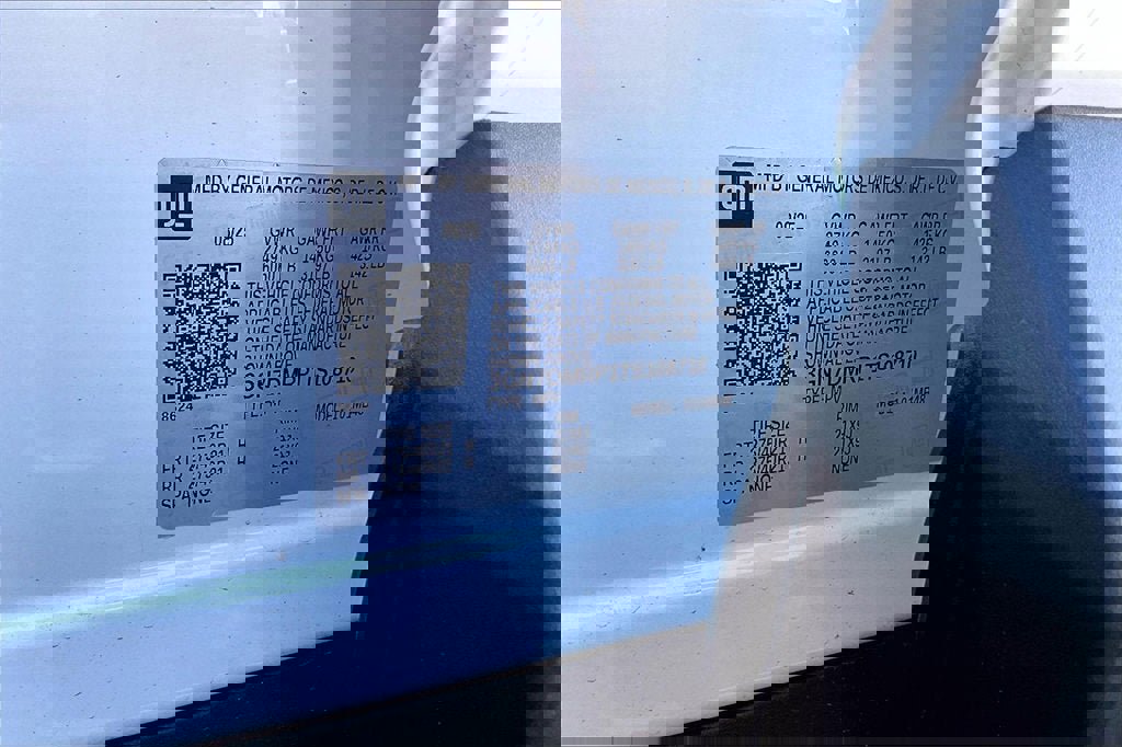 New 2026 Chevrolet Equinox EV LT w/ Comfort Package image 13