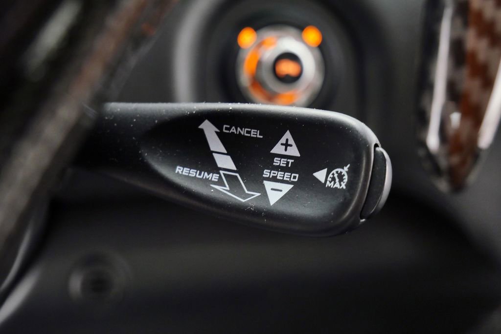 Used 2012 McLaren MP4-12C Coupe RWD image 34