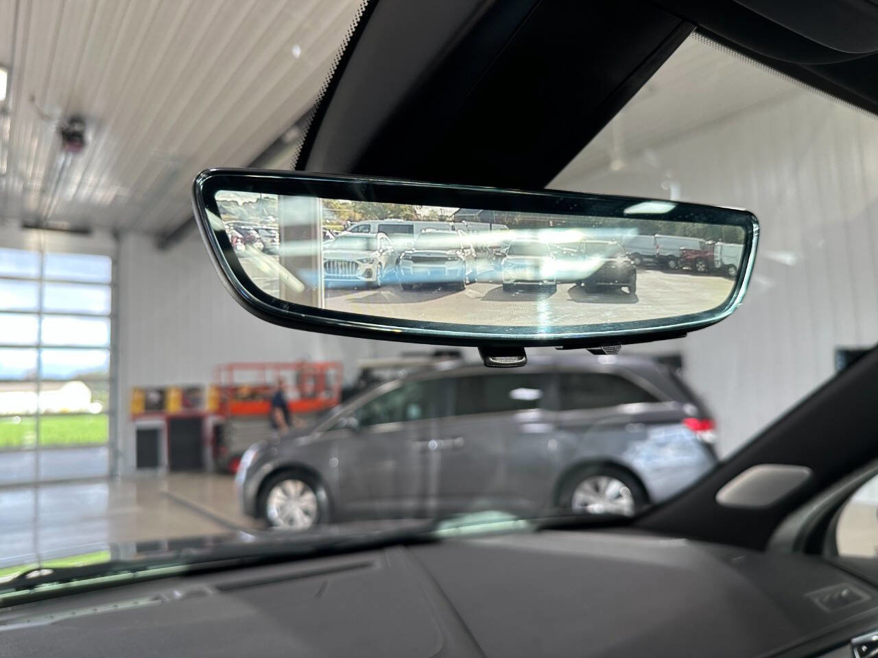 Used 2023 Cadillac XT6 Premium Luxury w/ Technology Package image 40