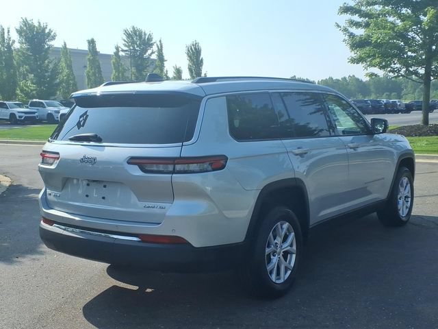Certified 2022 Jeep Grand Cherokee L Limited w/ Luxury Tech Group II AWD/4WD image 4