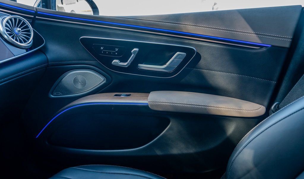 Used 2023 Mercedes-Benz EQS AMG 4MATIC w/ Trim Level Package image 14