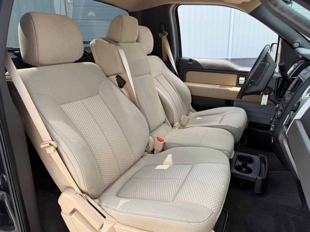 Used 2013 Ford F150 XLT w/ Mid Equipment Group RWD image 25