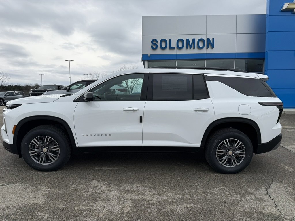 New 2026 Chevrolet Traverse LT w/ Driver Confidence Package image 2