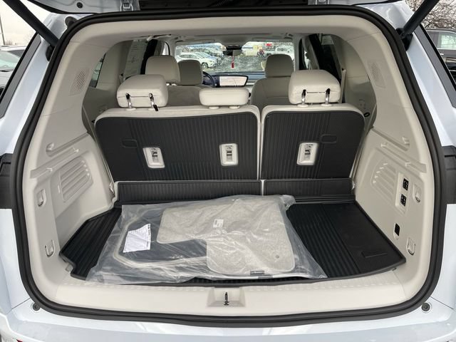New 2026 Buick Enclave Avenir w/ Super Cruise Package AWD/4WD image 25