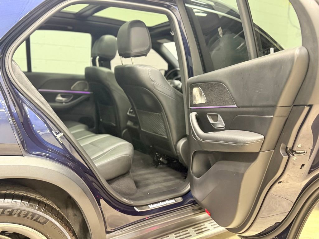 Used 2022 Mercedes-Benz GLE 350 4MATIC w/ Premium Package image 38