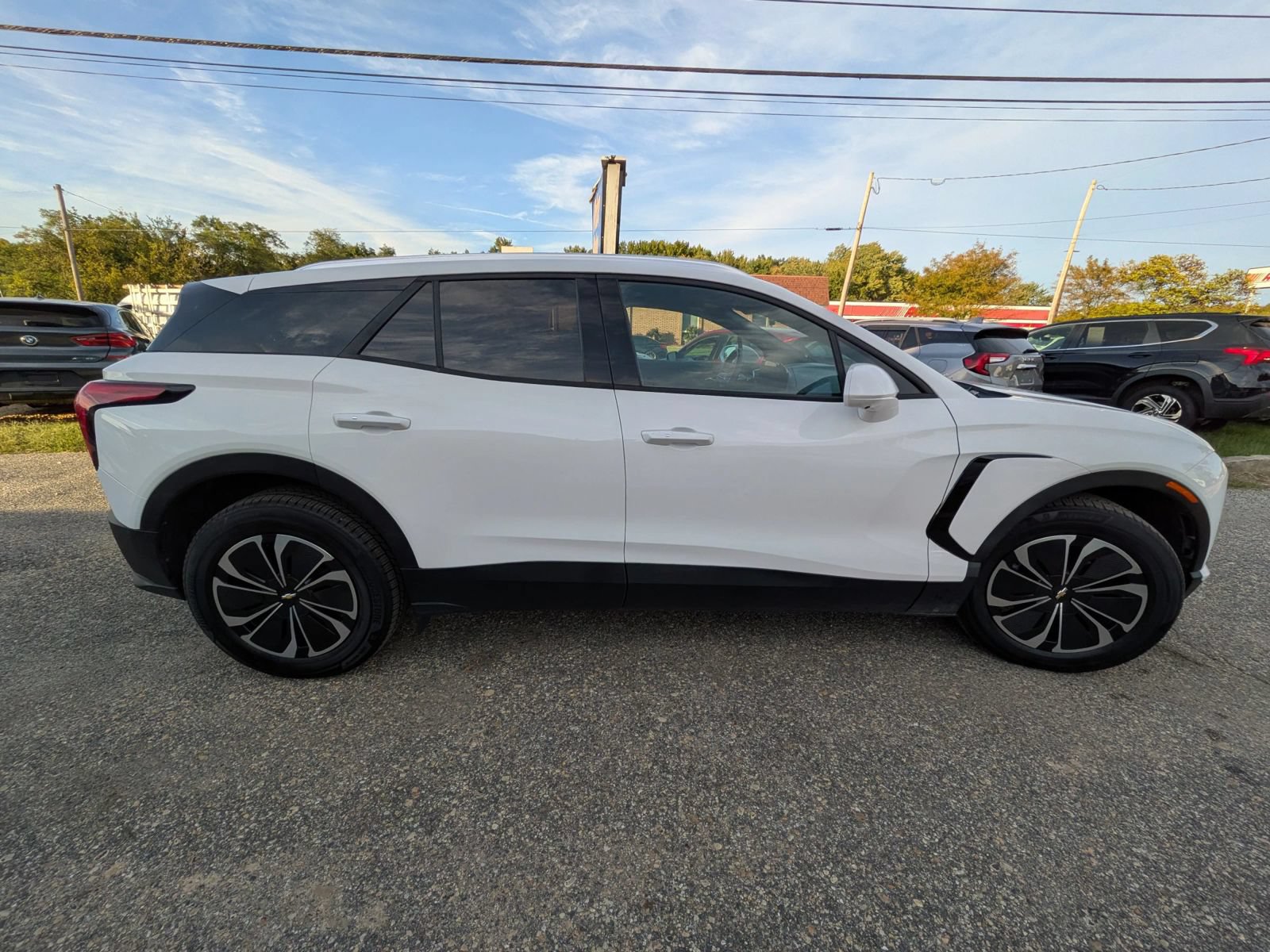 Used 2024 Chevrolet Blazer EV LT AWD/4WD image 6