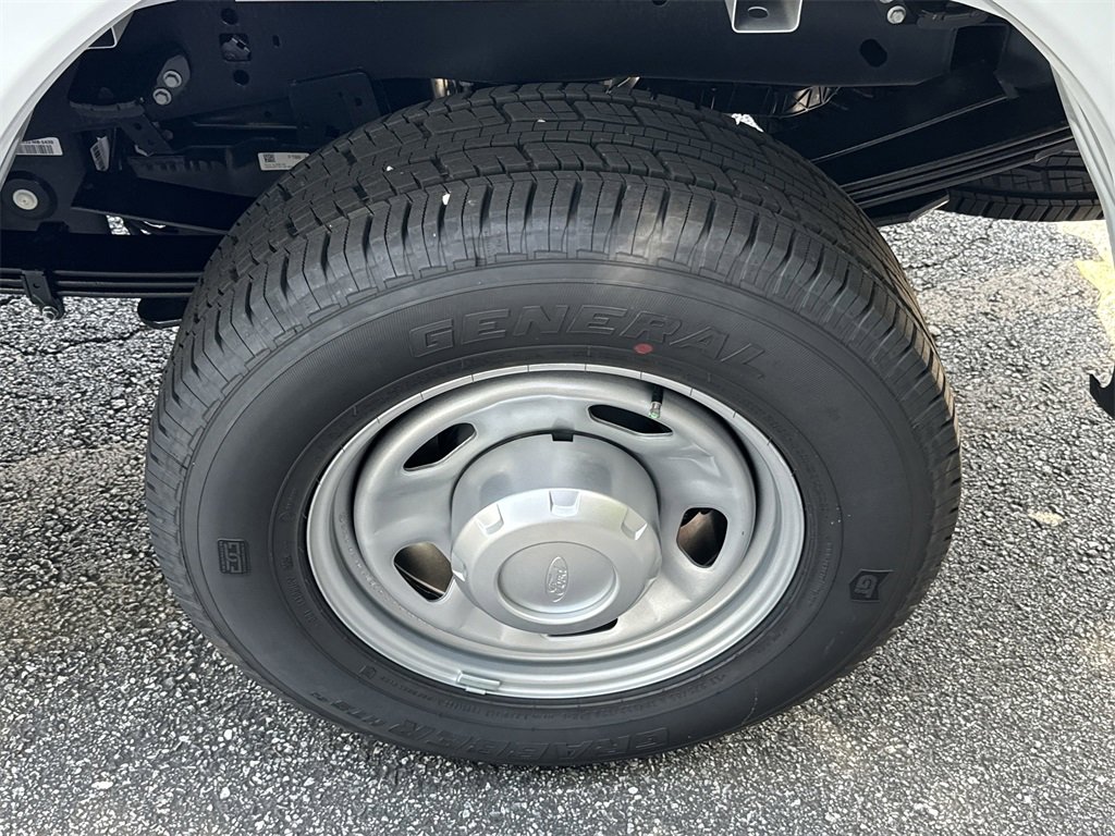 New 2025 Ford F350 XL w/ 360-Degree Camera Package image 13