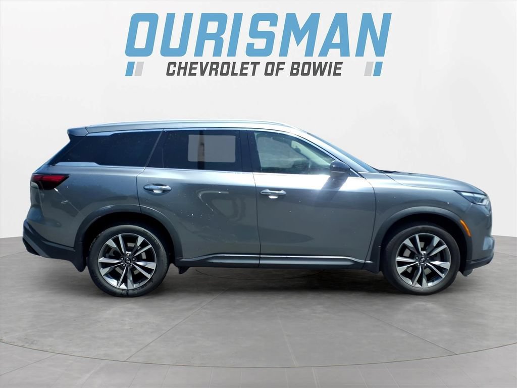 Used 2023 INFINITI QX60 Luxe w/ Cargo Package AWD/4WD image 2