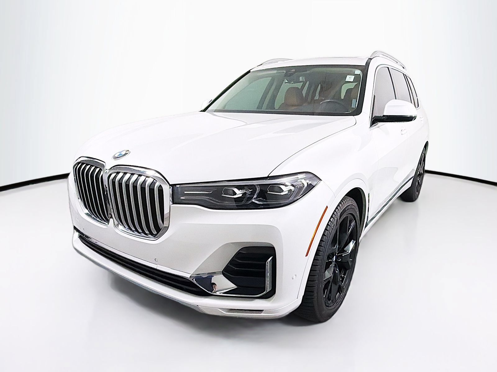 Used 2021 BMW X7 xDrive40i w/ Premium Package AWD/4WD image 3