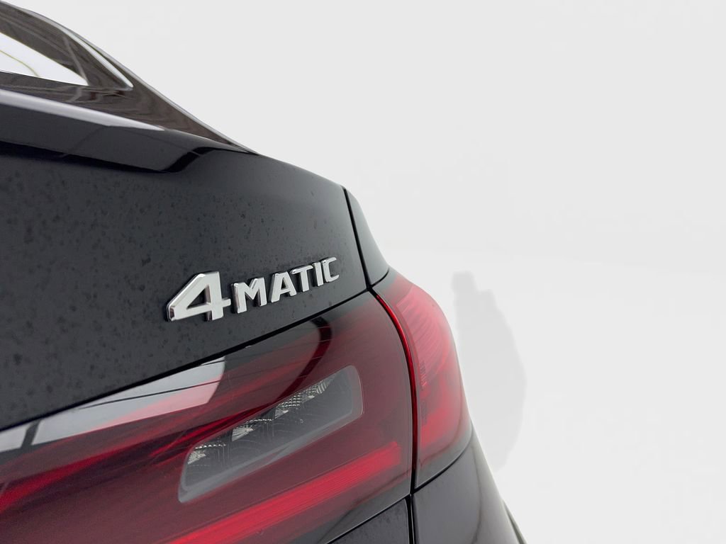 Used 2024 Mercedes-Benz GLC 300 4MATIC image 48