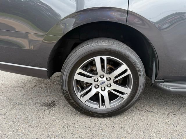 Certified 2024 Ford Expedition Limited RWD image 7