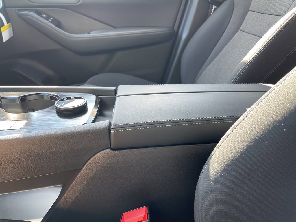 New 2026 Nissan Rogue SV w/ Cold Weather Package image 12