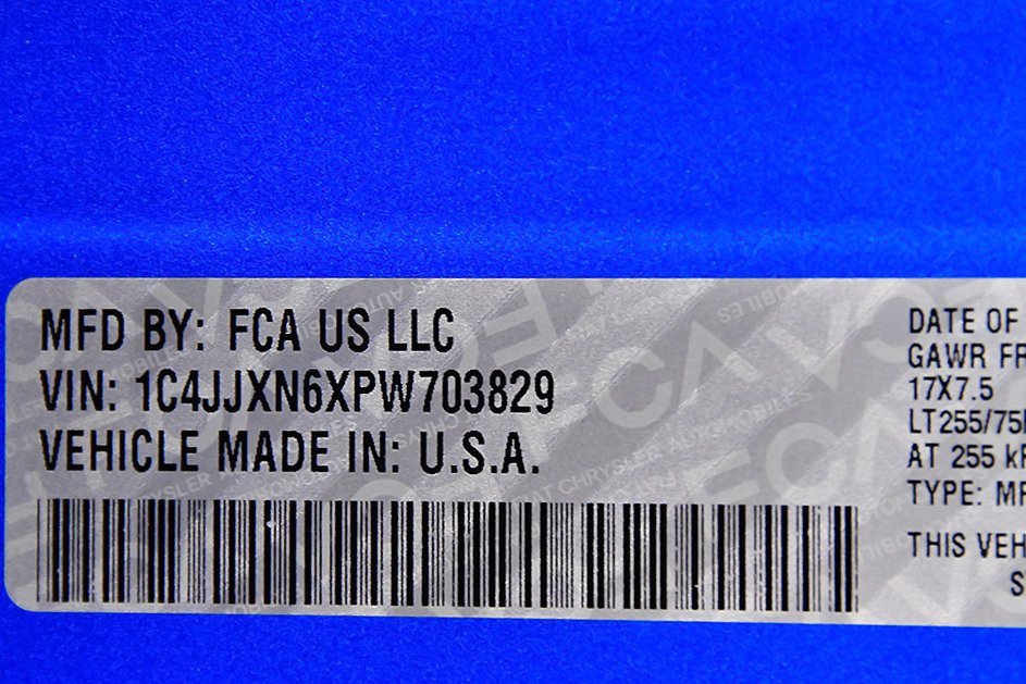 Used 2023 Jeep Wrangler Unlimited image 13