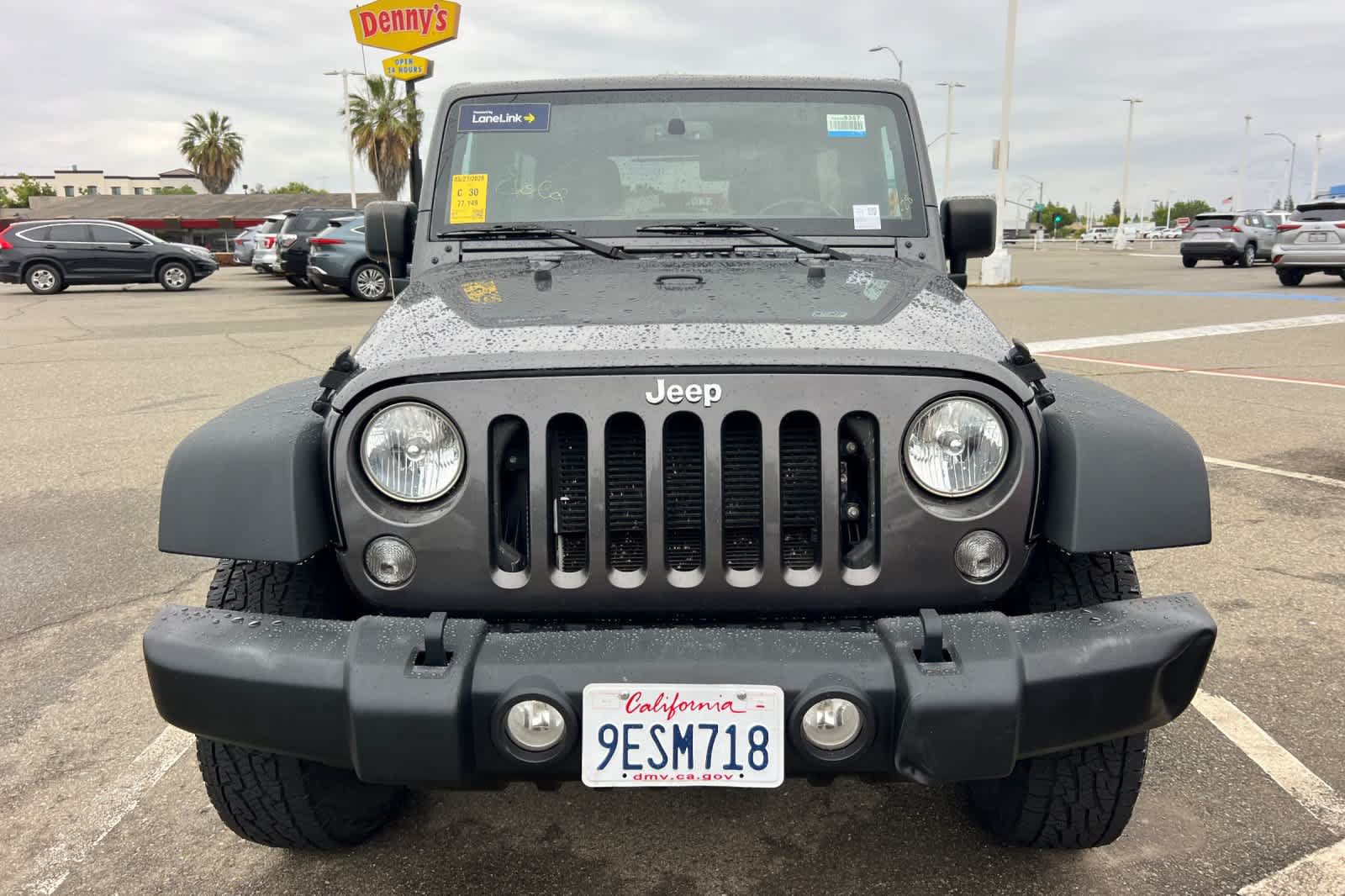 Used 2018 Jeep Wrangler Unlimited Sport S AWD/4WD image 2