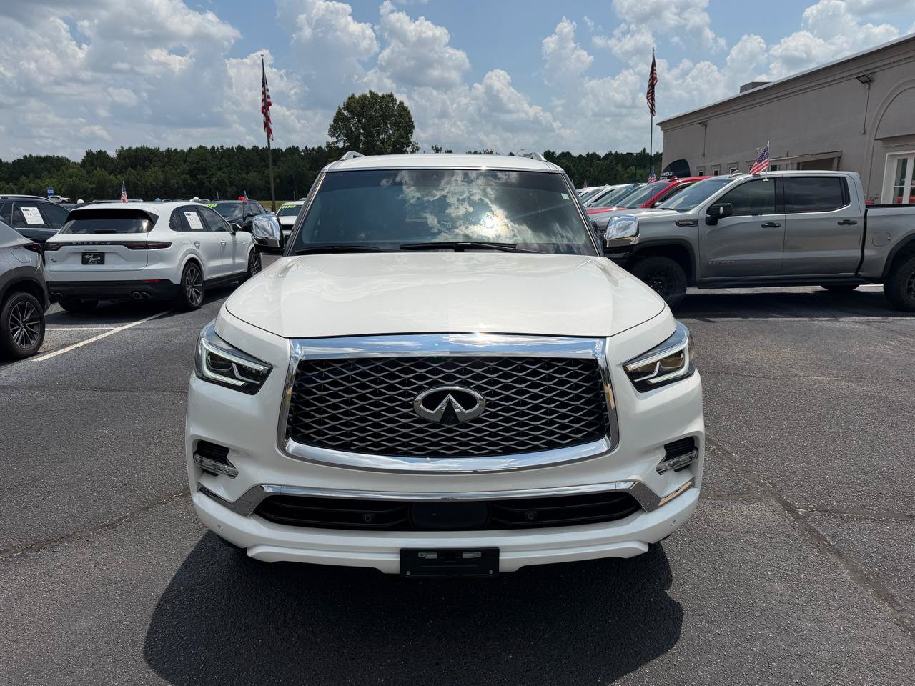 Used 2024 INFINITI QX80 Sensory w/ Cargo Package AWD/4WD image 13