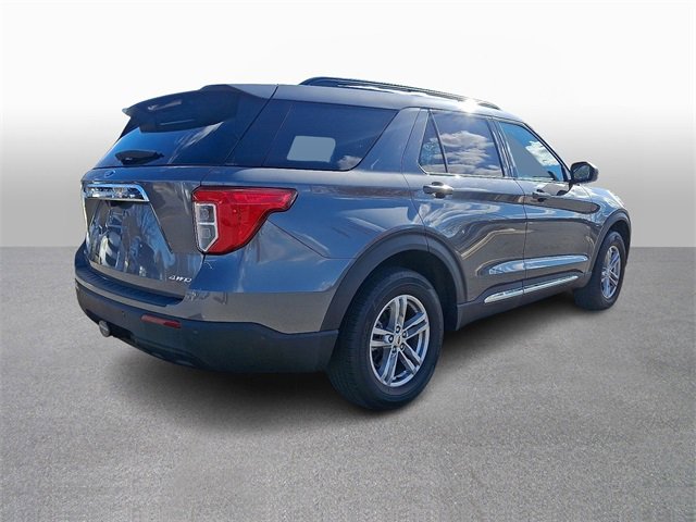 Used 2022 Ford Explorer XLT w/ Class IV Trailer Tow Package image 4