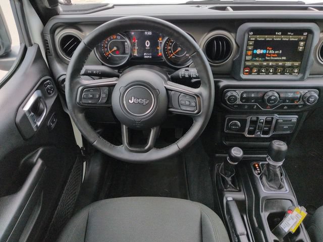 Used 2022 Jeep Wrangler Unlimited Sport AWD/4WD image 15