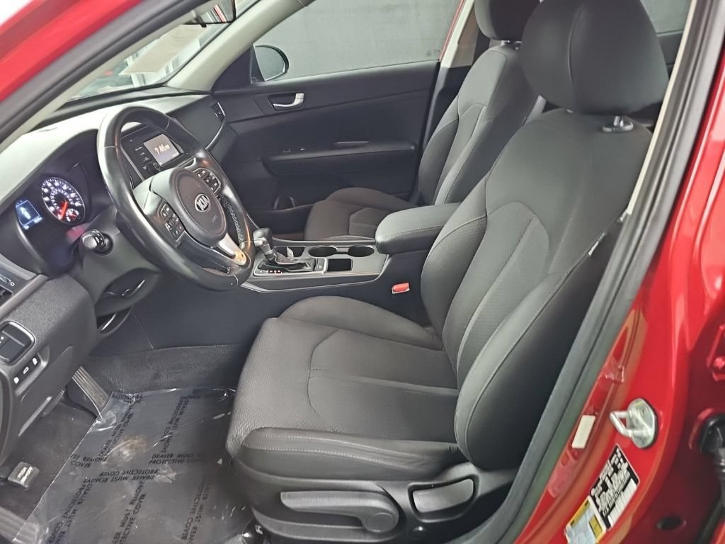 Used 2017 Kia Optima LX FWD image 33