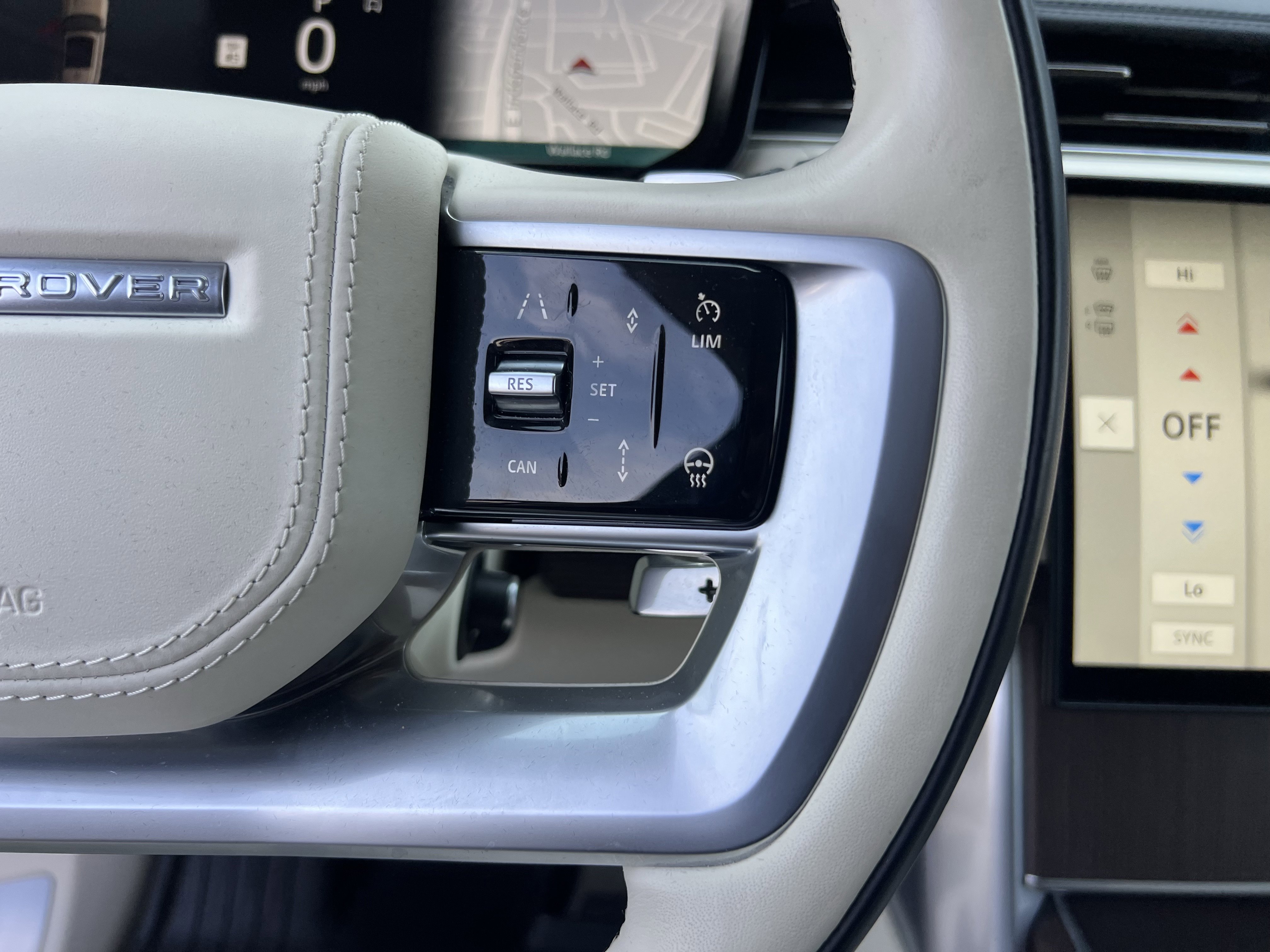 Certified 2025 Land Rover Range Rover Long Wheelbase SE image 20