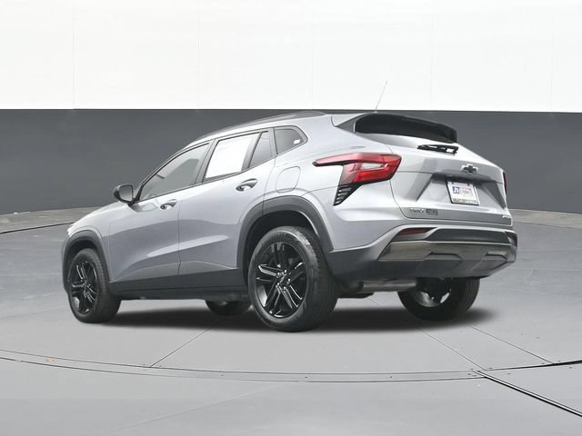Used 2025 Chevrolet Trax ACTIV w/ Sunroof Package FWD image 43