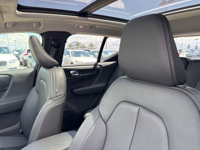 New 2025 Volvo XC40 B5 Plus w/ Protection Package Premier image 18