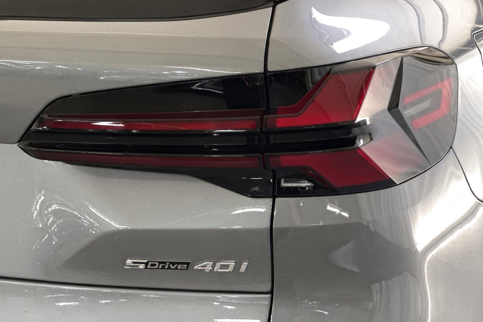 Used 2026 BMW X5 sDrive40i w/ Parking Assistance Package RWD image 13