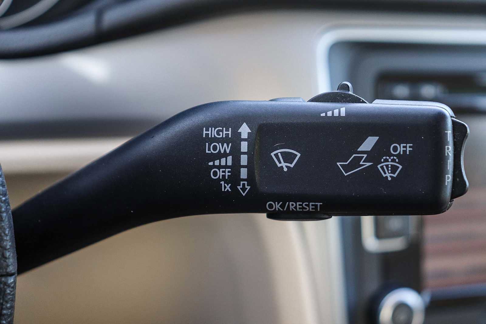 Used 2015 Volkswagen Passat 1.8T Limited Edition image 30