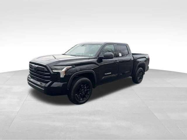 New 2026 Toyota Tundra SR5