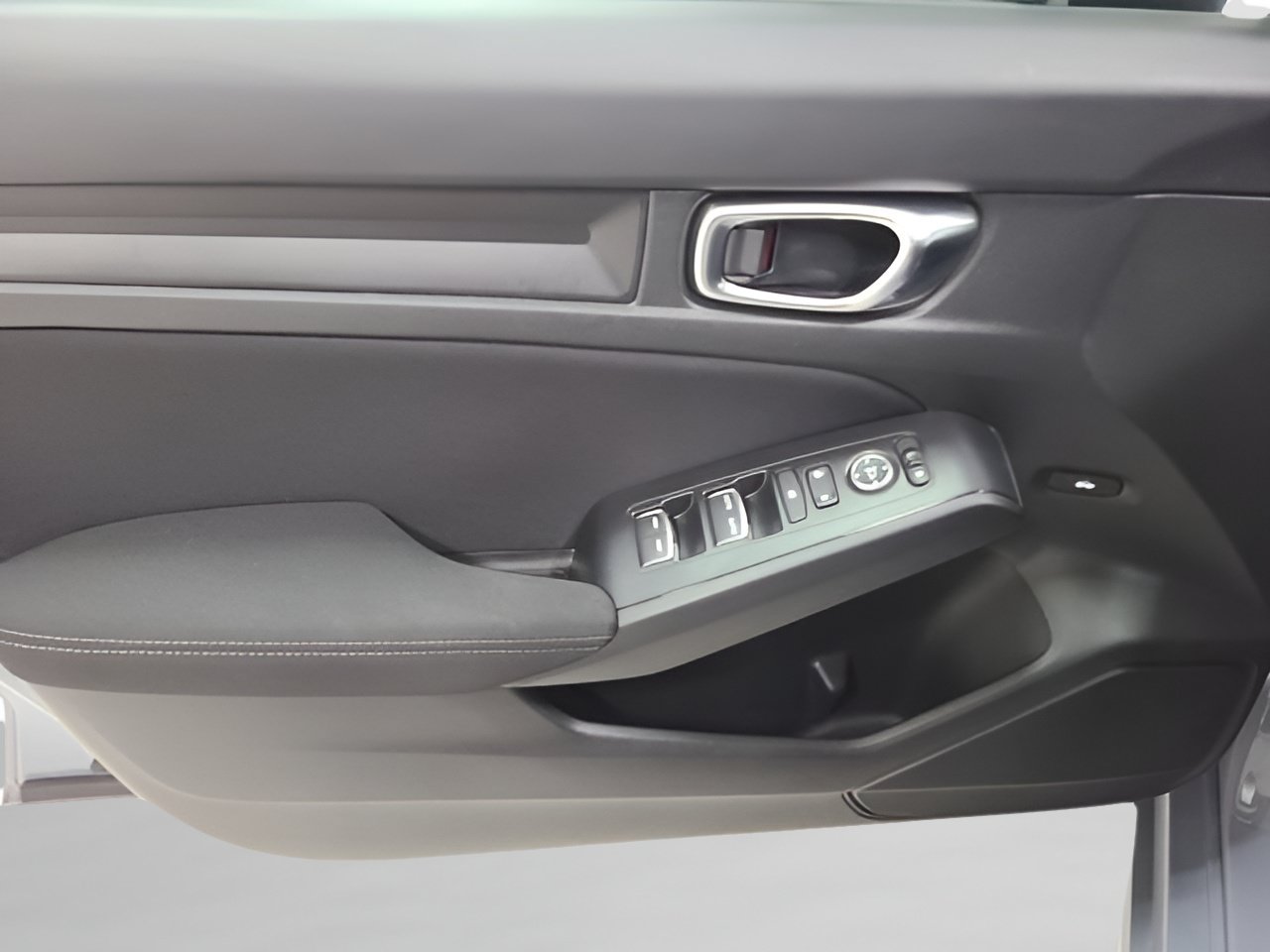 Certified 2024 Honda Civic Sport image 18