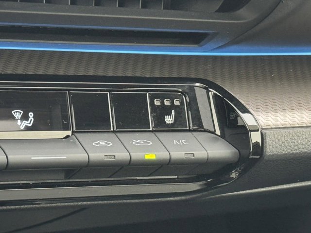 Certified 2024 Toyota Prius XLE image 15