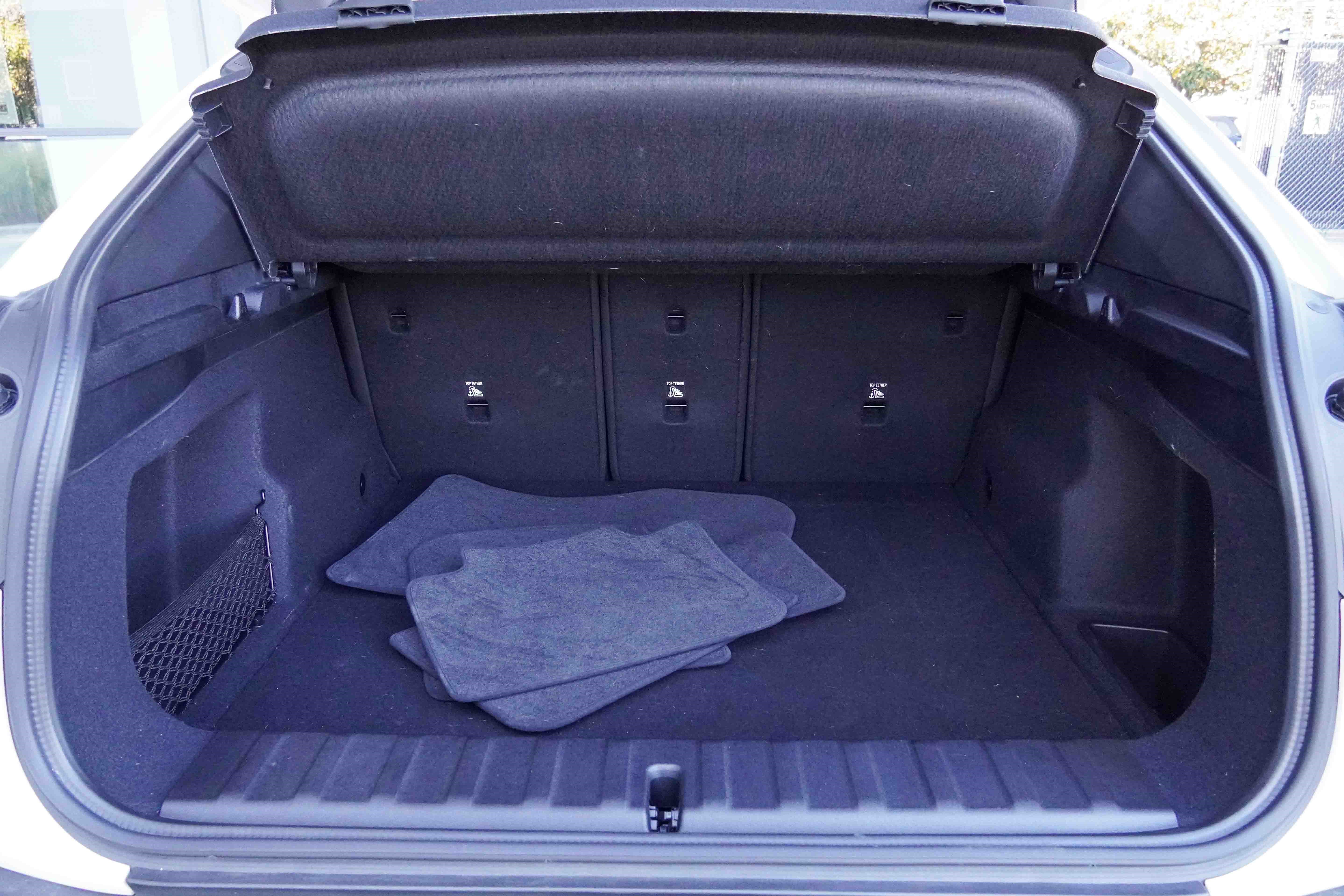 Certified 2025 BMW X2 xDrive28i w/ Premium Package image 38